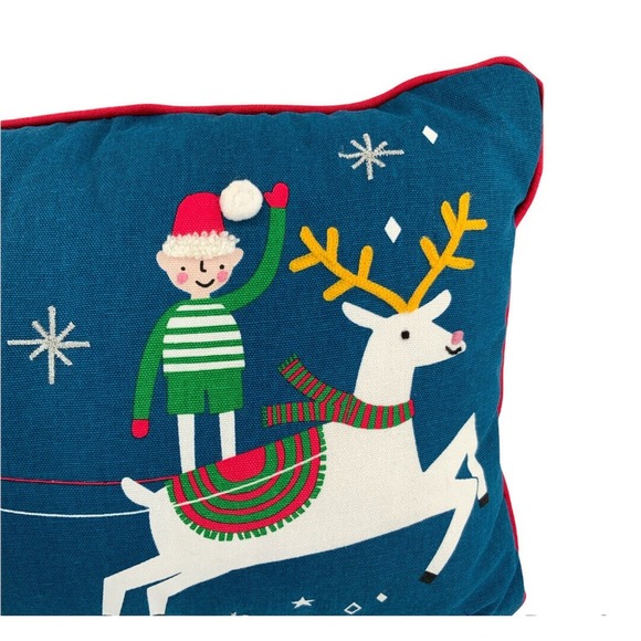 Christmas Santa On Sleigh Reindeer Embroidered Throw Lumbar 2 Pillows 19 X 11 In - Picture 5 of 7
